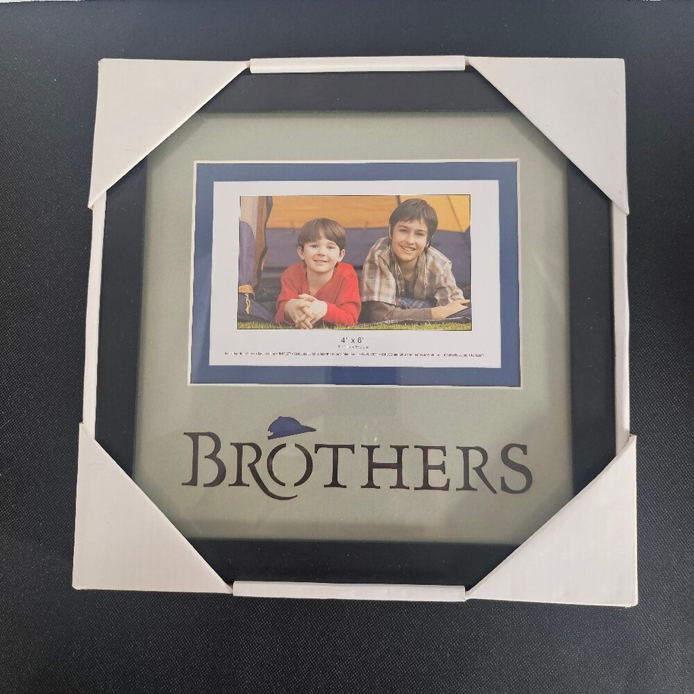 Home Studio Brothers Picture Frame Black Frame Gray/Navy Blue Mat NEW